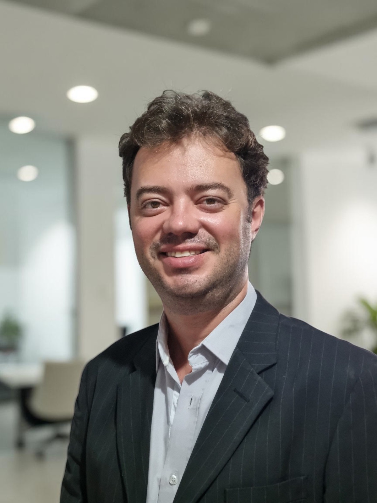 Renan Carvalho Barbosa — Consultor de Transformação Digital em Goiânia
